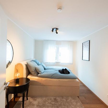 -Zentrale Wohnung-Balkon-Desingerkueche- Билефельд Экстерьер фото