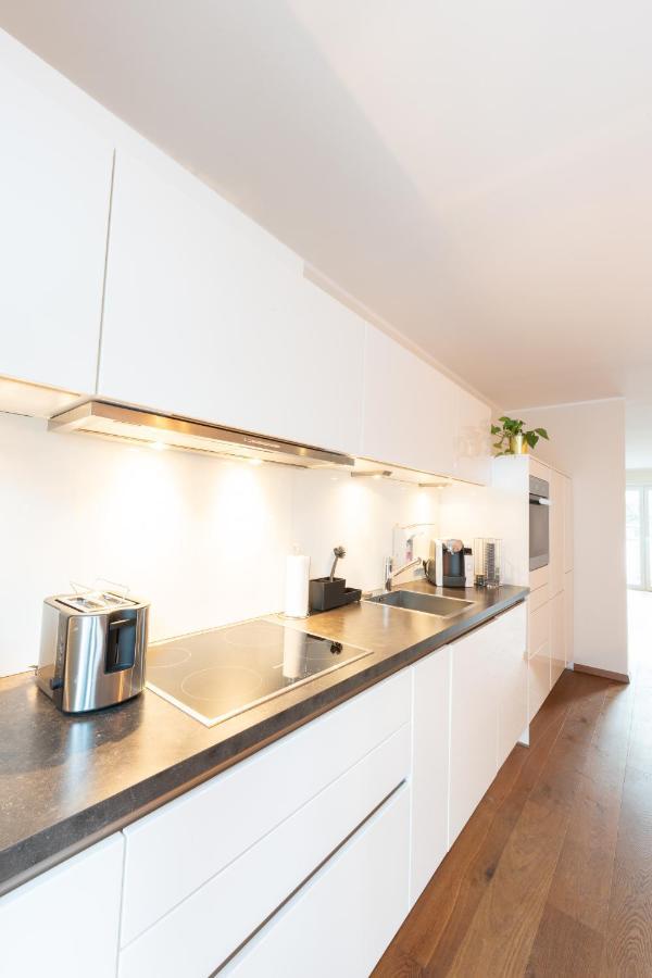 -Zentrale Wohnung-Balkon-Desingerkueche- Билефельд Экстерьер фото