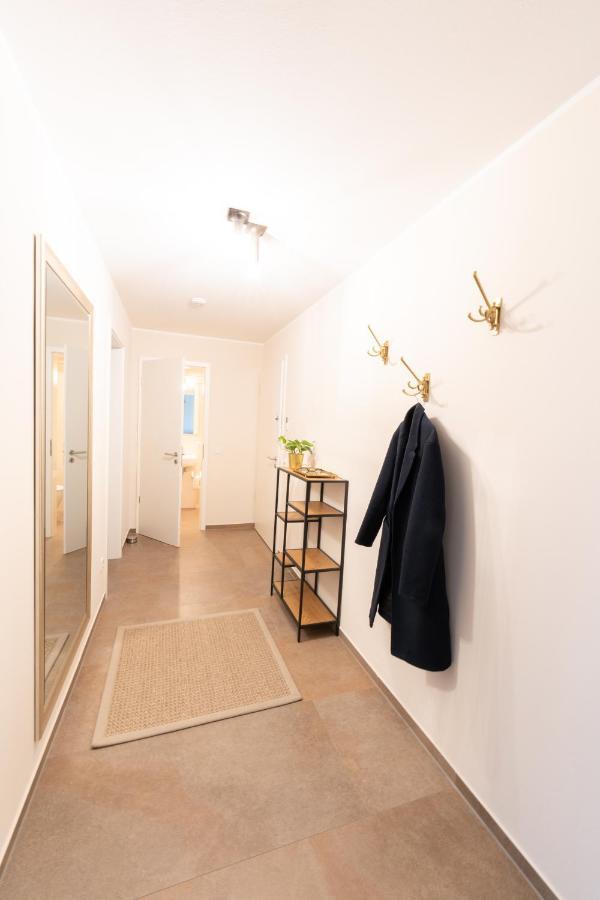 -Zentrale Wohnung-Balkon-Desingerkueche- Билефельд Экстерьер фото